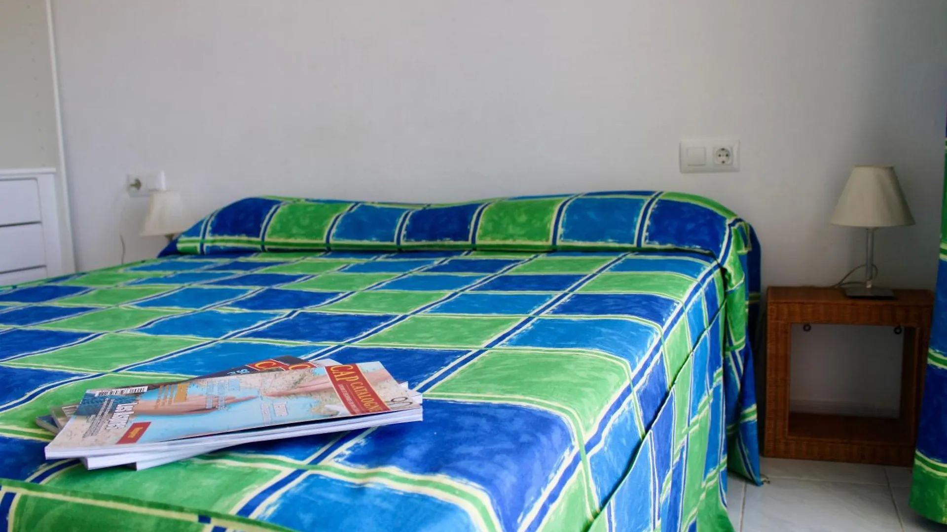 Apartamentos Cala Llevado Tossa de Mar Spain
